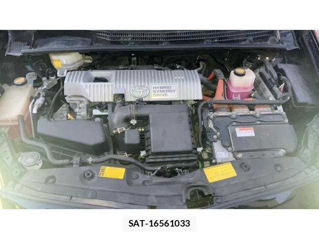 Toyota PRIUS 2013-10 8686354-21