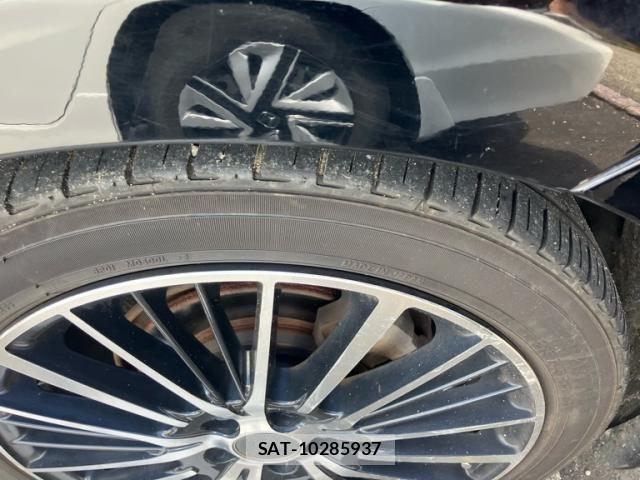 Toyota PRIUS 2013-11 8686358-11