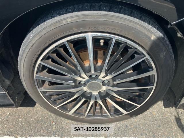 Toyota PRIUS 2013-11 8686358-4