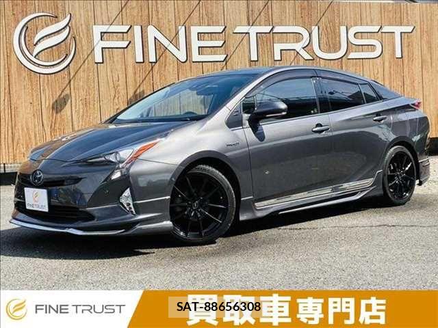 Toyota PRIUS 2017-09 8686320-0