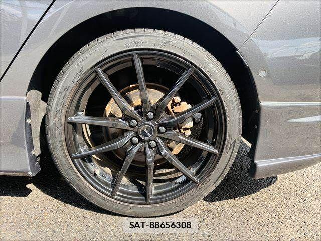 Toyota PRIUS 2017-09 8686320-28