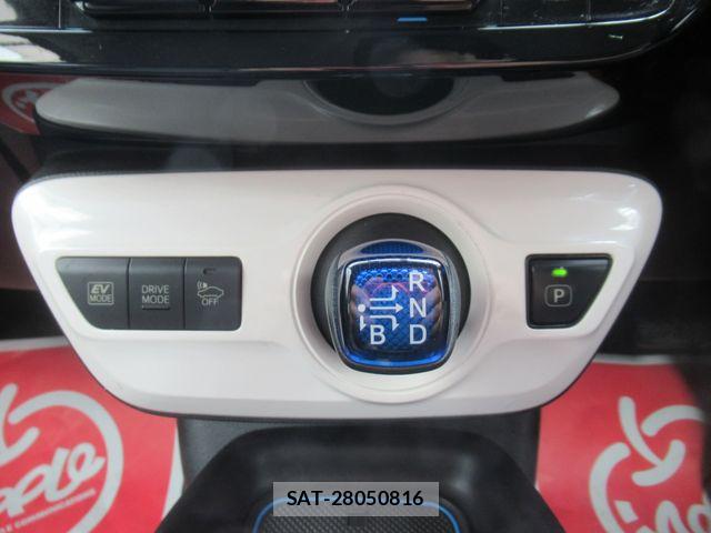 Toyota PRIUS 2016-09 8686336-17