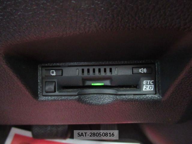 Toyota PRIUS 2016-09 8686336-21