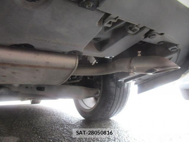 Toyota PRIUS 2016-09 8686336-28