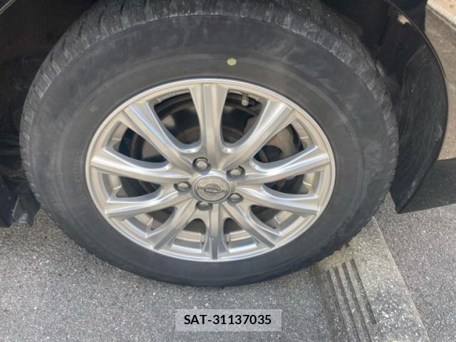 Toyota PRIUS 2013-11 8686359-9