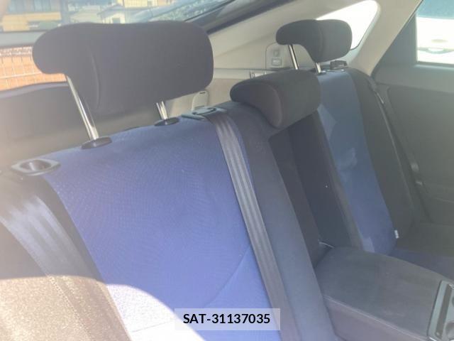 Toyota PRIUS 2013-11 8686359-11