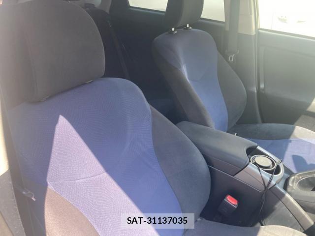 Toyota PRIUS 2013-11 8686359-13