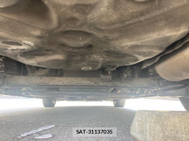 Toyota PRIUS 2013-11 8686359-7