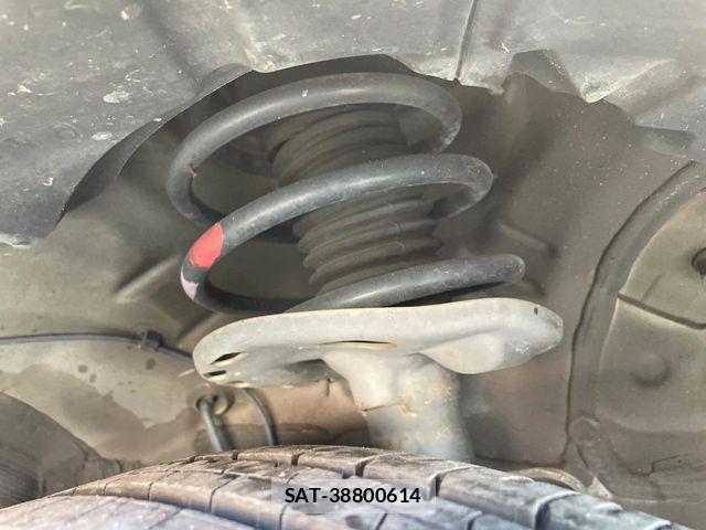 Toyota PRIUS 2014-07 8686317-19