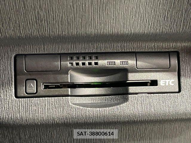 Toyota PRIUS 2014-07 8686317-3