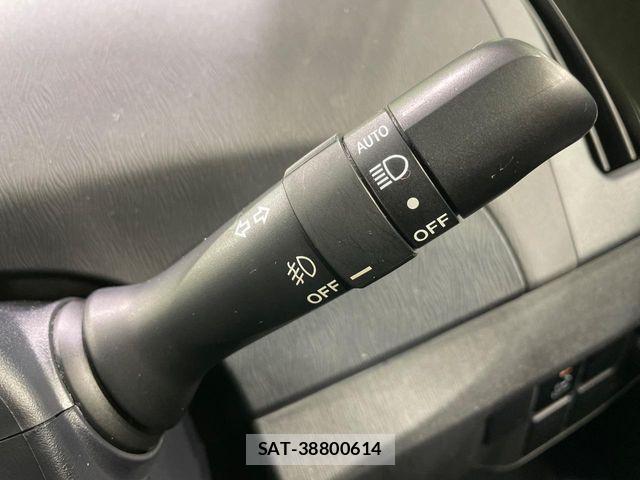 Toyota PRIUS 2014-07 8686317-6