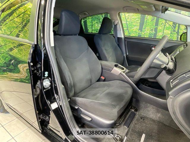 Toyota PRIUS 2014-07 8686317-7