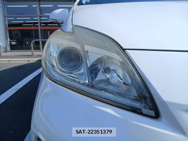 Toyota PRIUS 2015-09 8686344-23