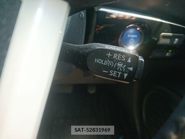 Toyota PRIUS 2016-03 8686311-23