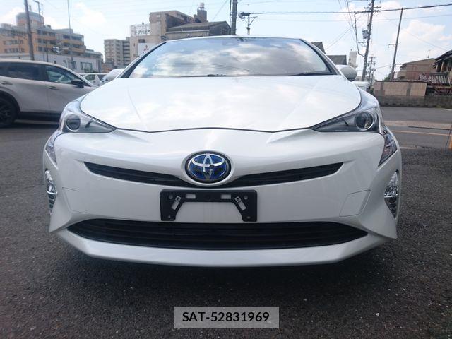 Toyota PRIUS 2016-03 8686311-6