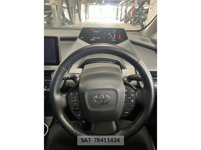 Toyota PRIUS 2023-05 8745253-15