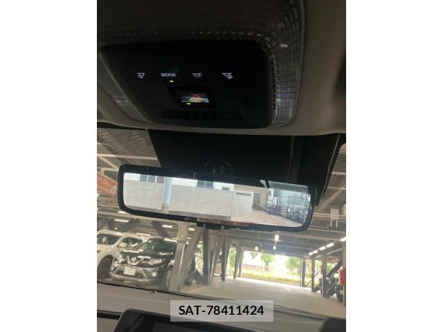 Toyota PRIUS 2023-05 8745253-18