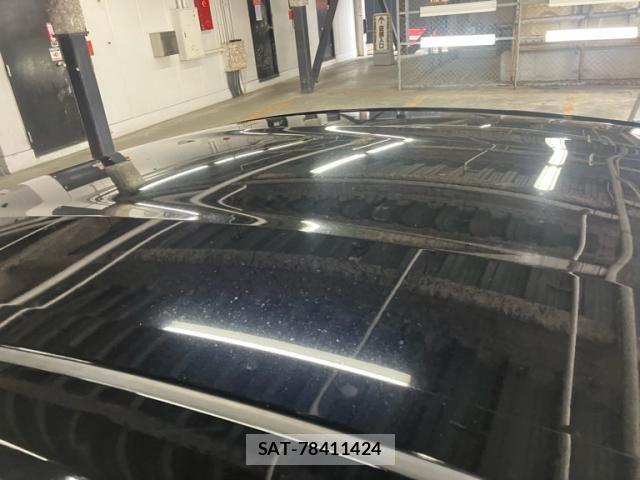 Toyota PRIUS 2023-05 8745253-4