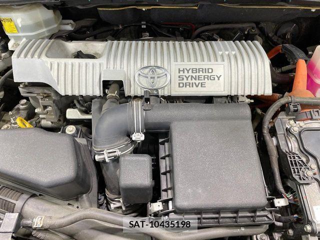 Toyota PRIUS 2013-10 8745285-17