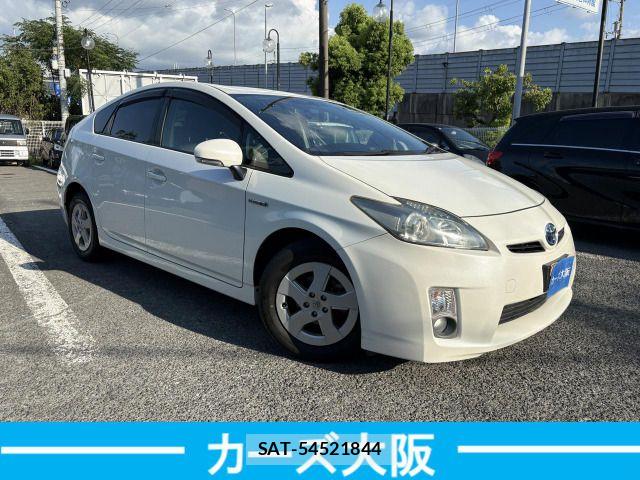 Toyota PRIUS 2011-08 8745322-1