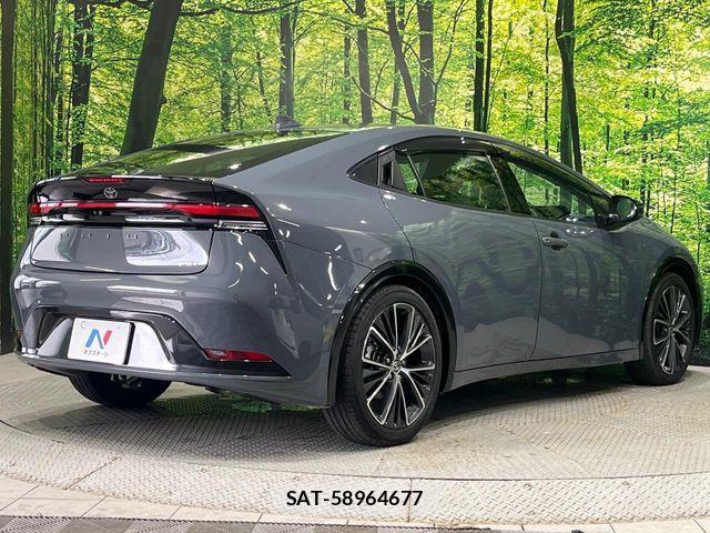Toyota PRIUS 2024-02 8745252-17