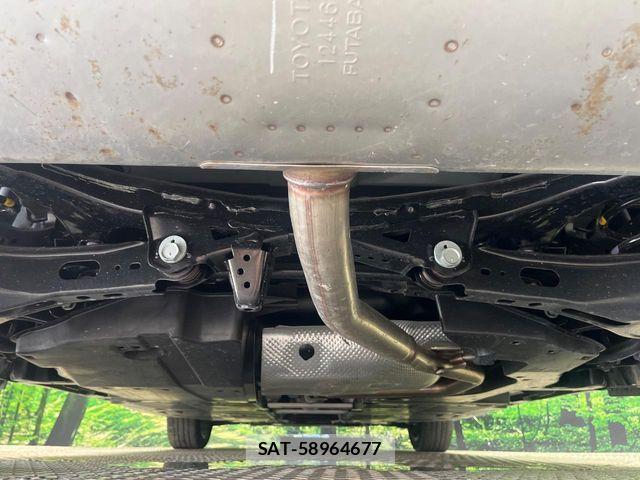 Toyota PRIUS 2024-02 8745252-19