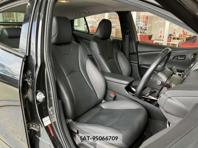 Toyota PRIUS 2021-09 8745258-13