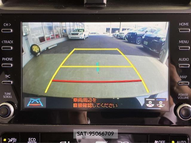 Toyota PRIUS 2021-09 8745258-7