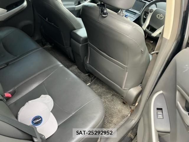 Toyota PRIUS 2009-10 8745338-8
