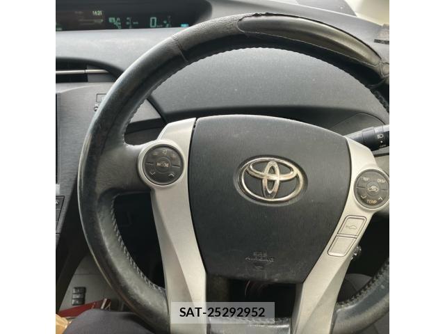 Toyota PRIUS 2009-10 8745338-3