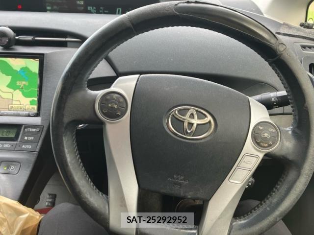 Toyota PRIUS 2009-10 8745338-5