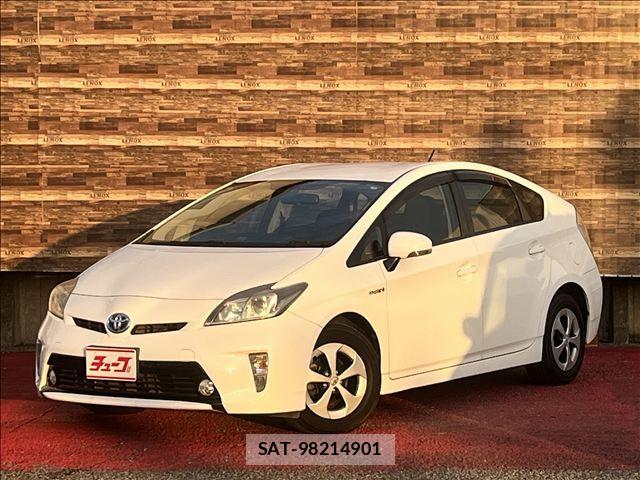 Toyota PRIUS 2013-11 8745311-0