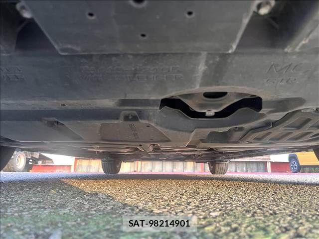 Toyota PRIUS 2013-11 8745311-28