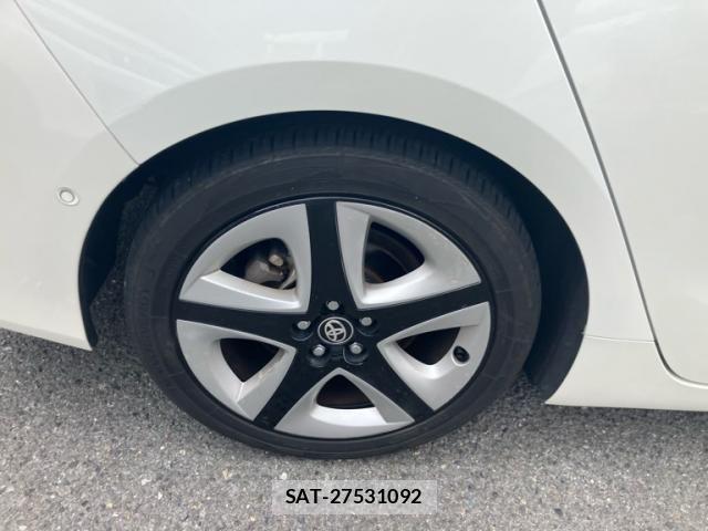 Toyota PRIUS 2019-09 8745261-9