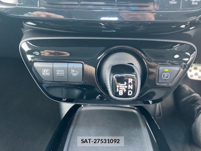 Toyota PRIUS 2019-09 8745261-20