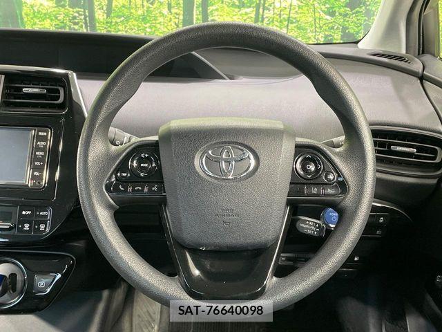 Toyota PRIUS 2019-08 8745268-10