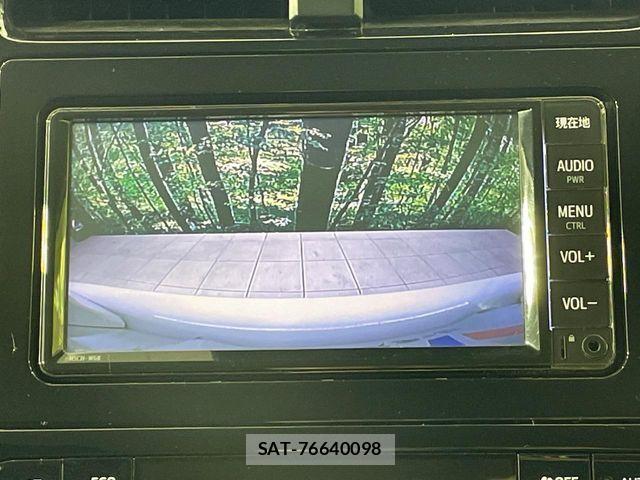 Toyota PRIUS 2019-08 8745268-3