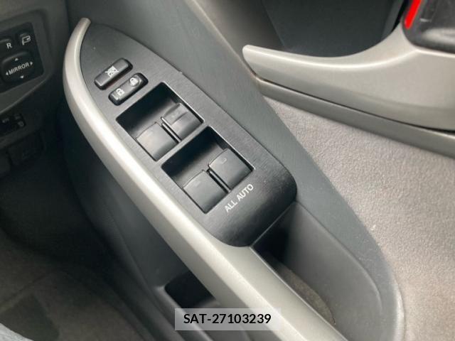 Toyota PRIUS 2010-09 8745359-14