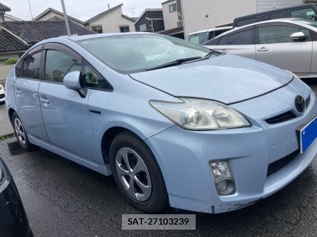Toyota PRIUS 2010-09 8745359-1