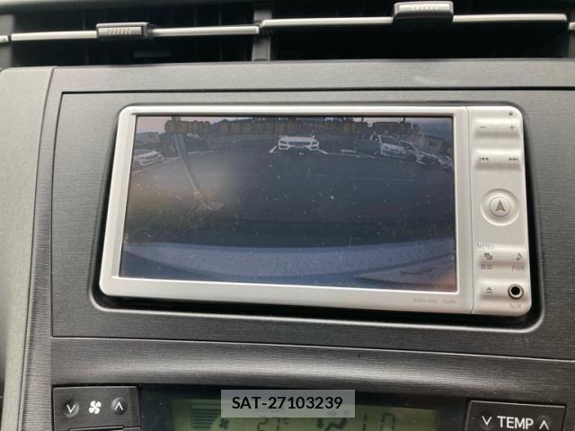 Toyota PRIUS 2010-09 8745359-20