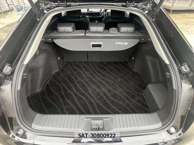 Toyota PRIUS 2024-02 8745254-17