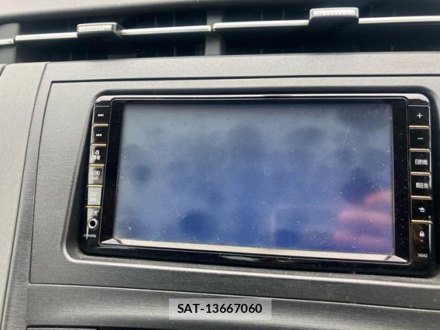 Toyota PRIUS 2009-12 8745343-21