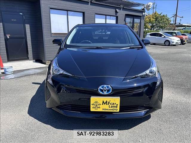 Toyota PRIUS 2017-11 8745296-10