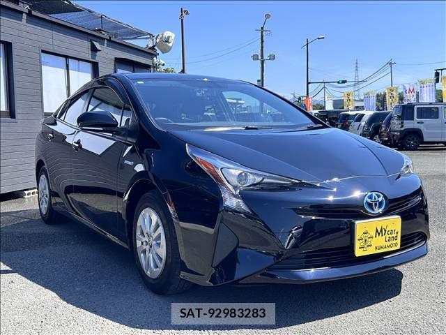 Toyota PRIUS 2017-11 8745296-19