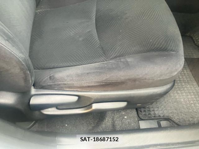 Toyota PRIUS 2013-09 8745348-9