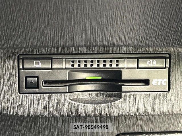 Toyota PRIUS 2013-10 8745308-4