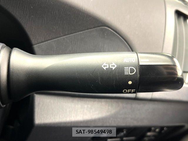 Toyota PRIUS 2013-10 8745308-5