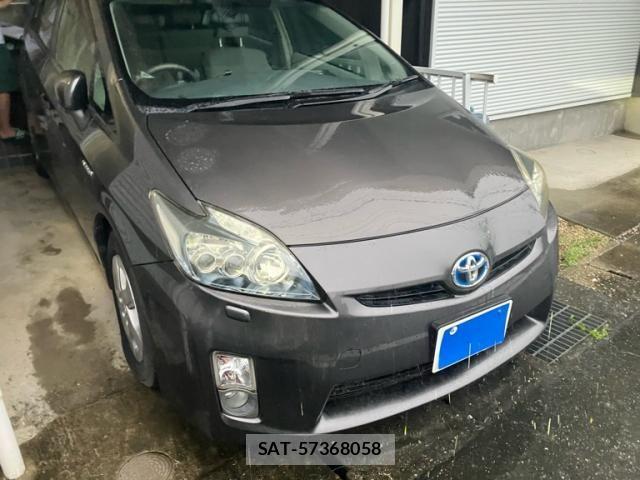 Toyota PRIUS 2011-06 8745354-0