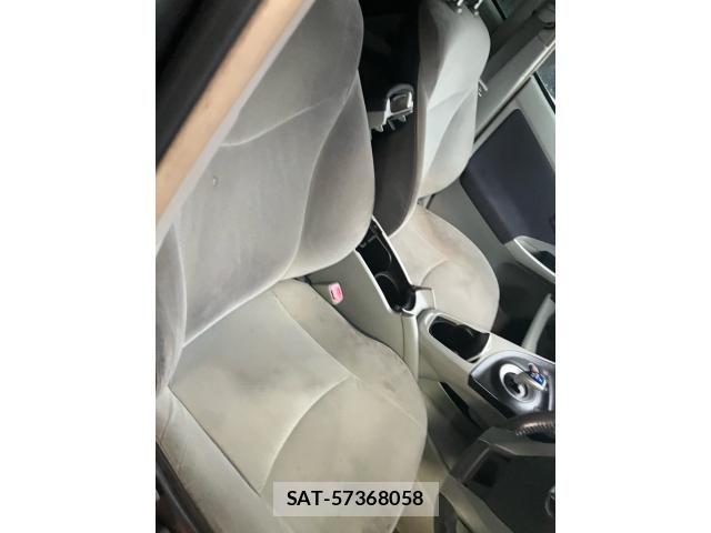 Toyota PRIUS 2011-06 8745354-9