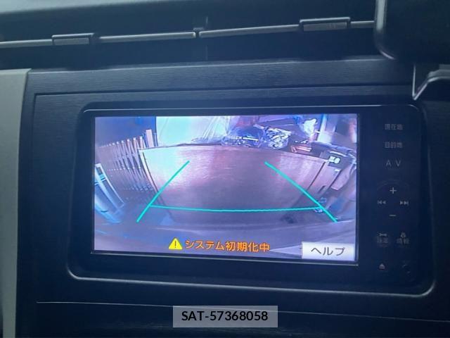 Toyota PRIUS 2011-06 8745354-13